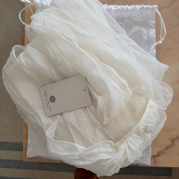 Grace Love Lace Gabriela silk chiffon cathedral veil NWT - Picture 7 of 8